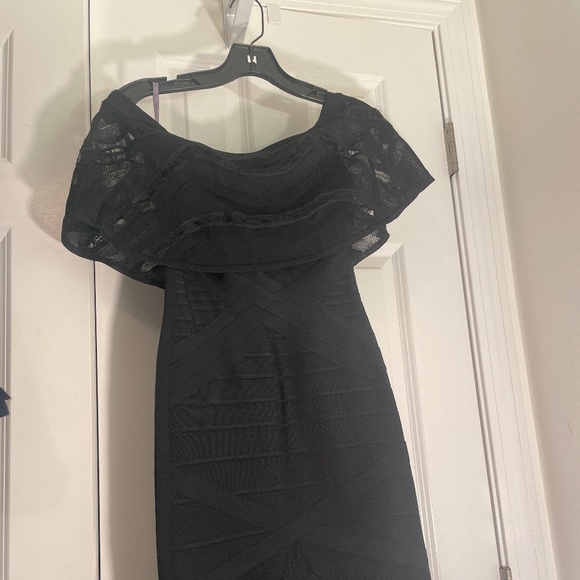 Herve Leger by Max Azria cocktail dress . Worn 3 times. Very good condition - Picture 4 of 7